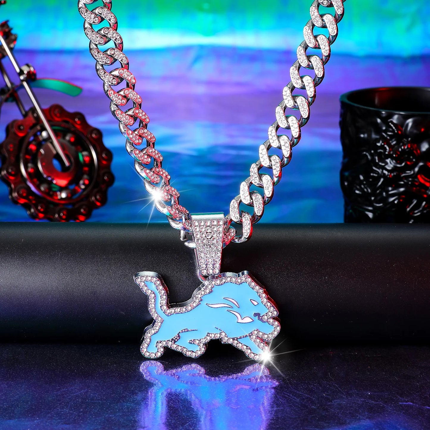 "Premium Blue Lion Pendant Necklace with 20in Cuban Chain - High Quality Hip-Hop Fashion Statement"